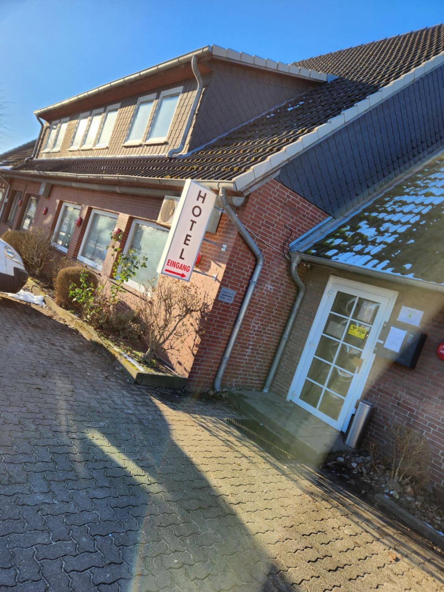 & Restaurant Heidekrug In Pinneberg